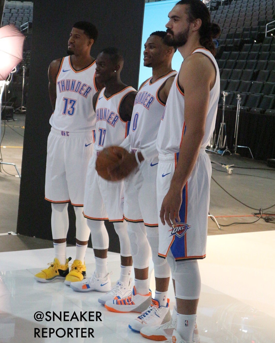 半场战报：莱比锡2-1马格德堡，努萨破门，鲍姆加特纳建功（半场比分：莱比锡暂2-1马格德堡，努萨、鲍姆加特纳相继破门）