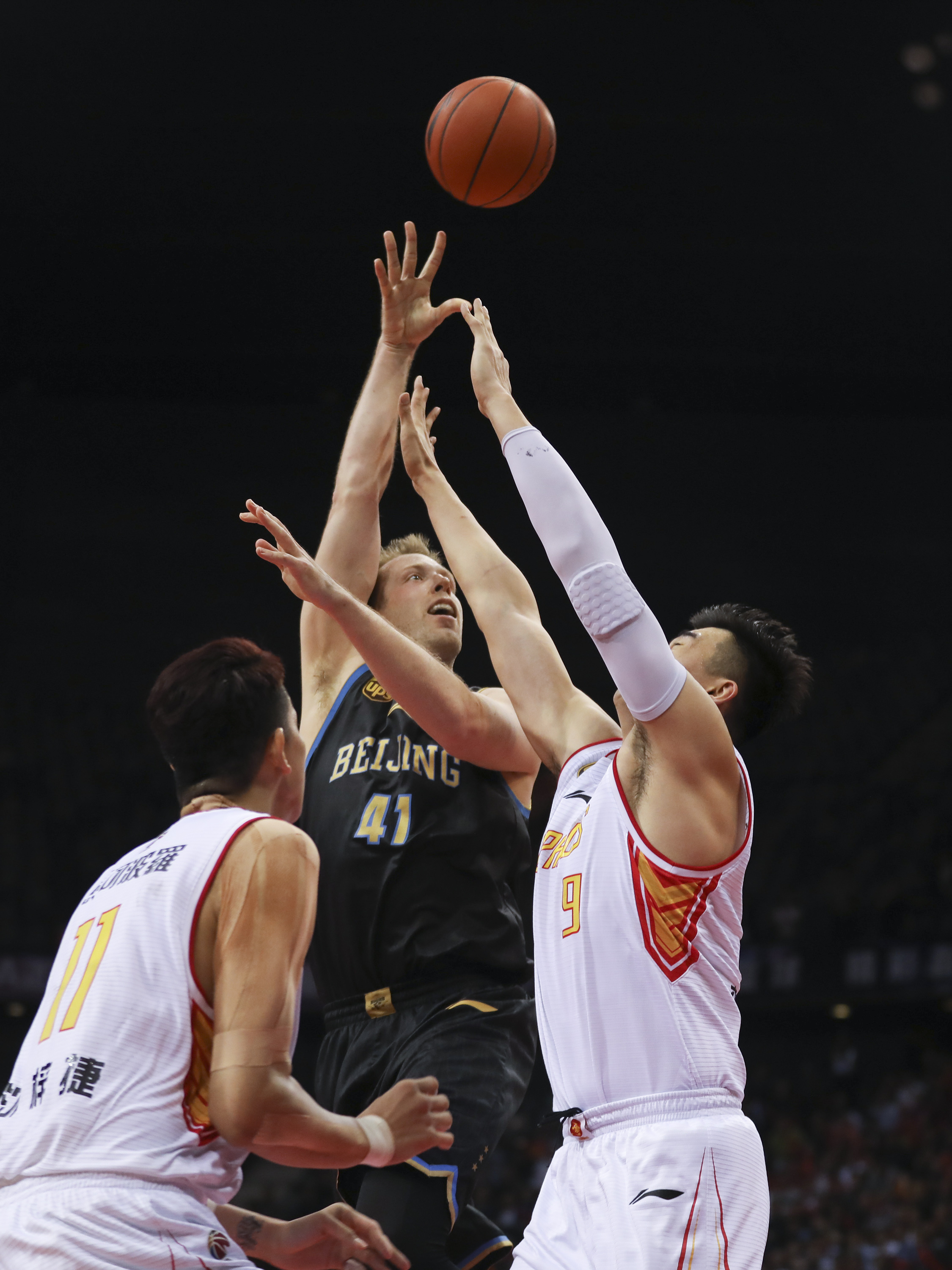 魔笛世界杯参赛次数比梅罗少一届，因克罗地亚缺席2010（2010年克罗地亚未晋级，魔笛世界杯参赛比梅罗少一届）