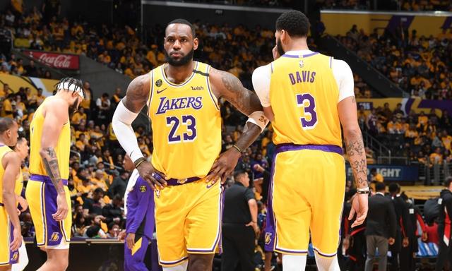 一日红魔终身红魔，曼联给德赫亚送上生日祝福，本人回复❤️（红魔情不改！曼联为德赫亚送上生日祝福，德赫亚以爱心回应）