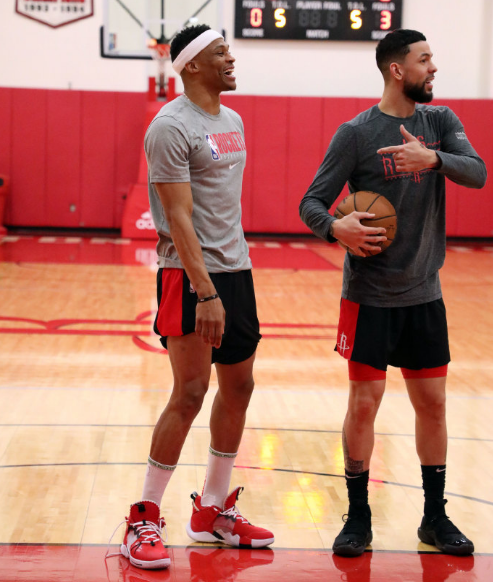 掘金vs步行者前瞻：约基奇PK西亚卡姆，穆雷出战成疑（焦点前瞻：掘金对阵步行者，约基奇对决西亚卡姆，穆雷出战存疑）