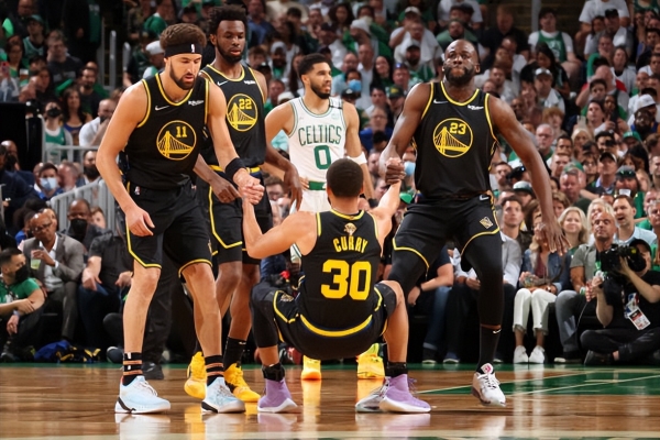 国家队内部竞争加剧（国家队内部竞争升级）